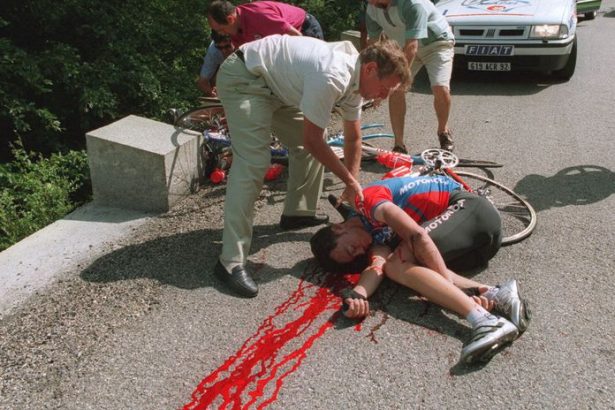 Drel pre Armstronga mal zlato ale doma umyl riad