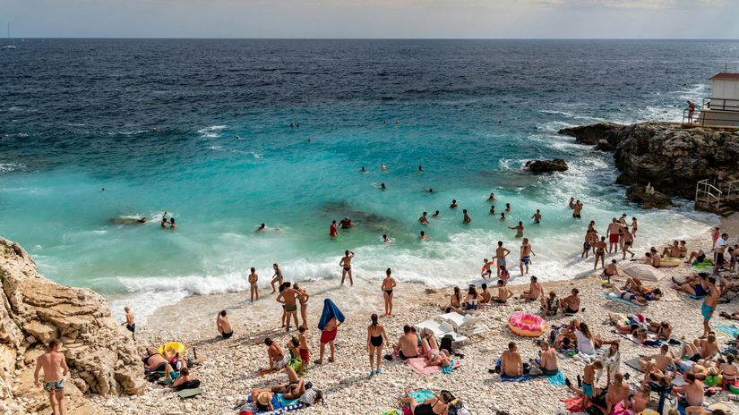 Horuavy nahradi chladenie aj v Chorvatsku Vrati sa leto Aky bude zvysok dovolenkoveho leta v Europe