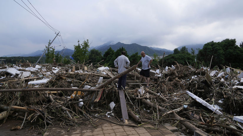 Katastrofa v cinskej metropole Peking hlasi 30 mrtvych po dazdoch