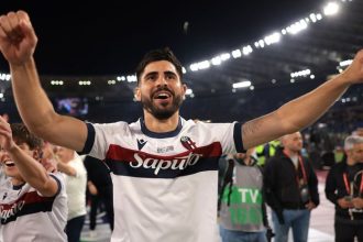 Luxusny plat sialena vykupna klauzula Obranca mieri do Slovana Vraj je to dohodnute prezradil Weiss