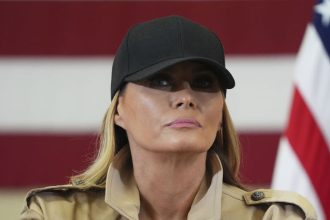 Melania Trumpova ako ukrajinska agentka Prva dama vraj postavila prezidenta USA proti Putinovi