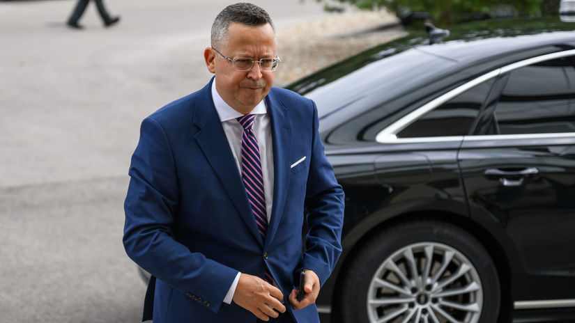 Prve cisla novej dane Kde su stamiliony z poplatkov