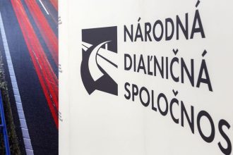 Velke podvody pri kupe dialnicnych znamok