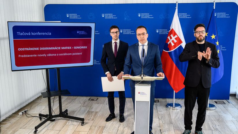 Aktualne Stat prepocita milion dochodkov oznamil rezort prace Seniorom co vychovali deti stupnu o stovky eur