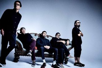 Americki metalisti Deftones vydali desiaty studiovy album