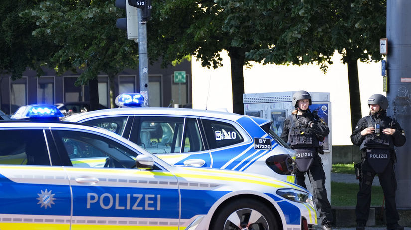 Divoka policajna nahanacka v Bavorsku si vyziadala dvoch zranenych