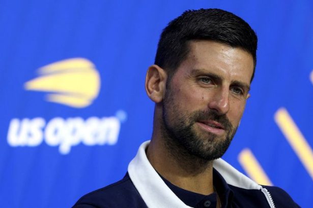 Djokovic priznal preco ho bolo menej vidiet na turnajoch Uz ma to nebavi Neoficialne mame 12 grandslamov za rok