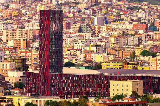 Tirana za 48 hodin Preco je albanske hlavne mesto hit