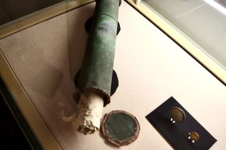 V polsej katedrale objavili najstarsiu schranku na svete