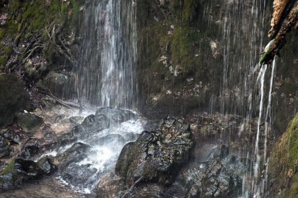 Vysoke Tatry ukryvali nadheru Horolezec objavil rekordny sty vodopad