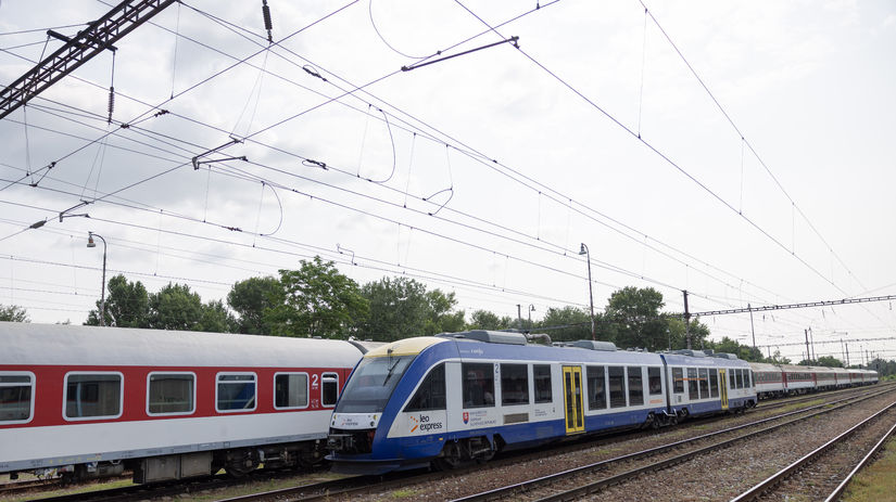 Bombu nenasli vlaky opat premavaju na Poprad Tatry