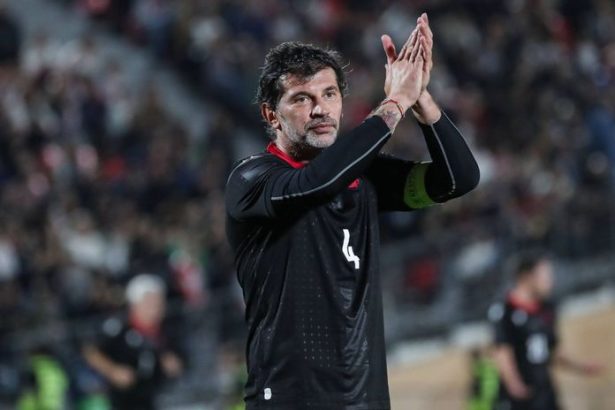 Byvaly hrac AC Milano a starosta Tbilisi kritizuju Zelenskeho