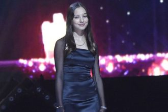 Chysta Charlotte Gottova hudobny navrat