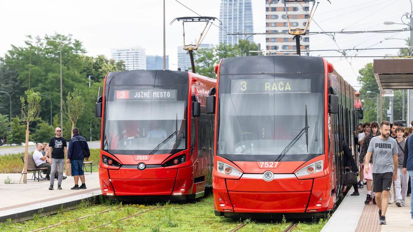 Elektricka do Petrzalky jazdi no zastavky nefunguju