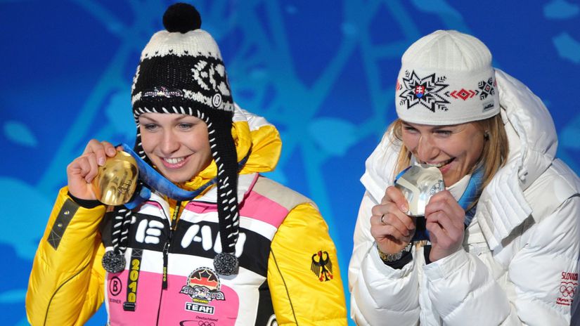 Kazdu noc sledoval moj dom spachal samovrazdu Slavna biatlonistka a Kuzminovej rivalka prehovorila o stalkerovi