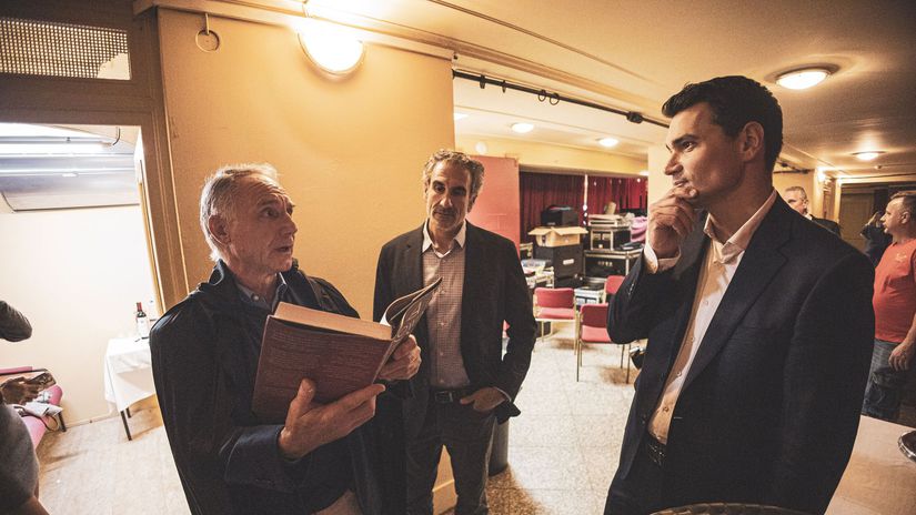 Moderator Stach sa nebal Dana Browna Co zistil od jeho otca profesora matematiky