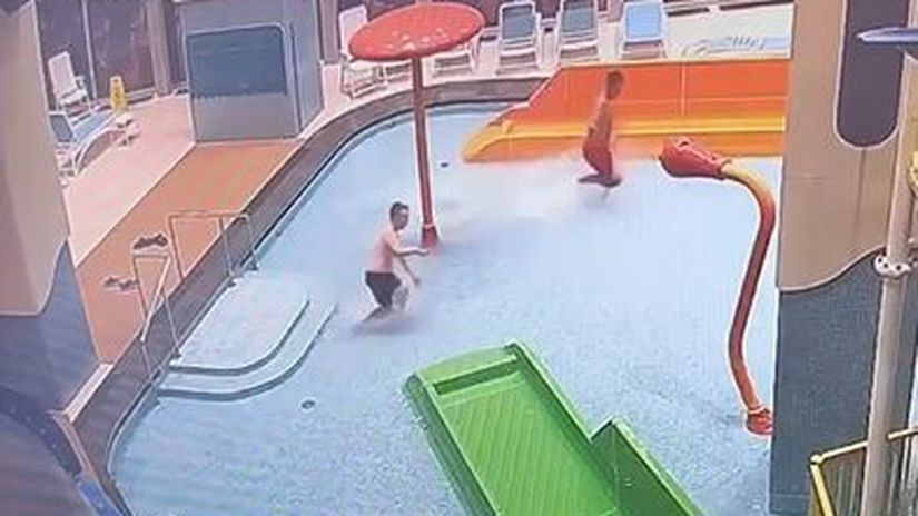 Otec sa v noci vlamal do akvaparku na oslavu narodenin