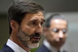 Prijmy ministrov porastu pausalne nahrady nie su plat