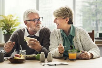 Ranajky predlzuju zivot Niekedy ano hovoria vedci Dolezity je aj dalsi faktor