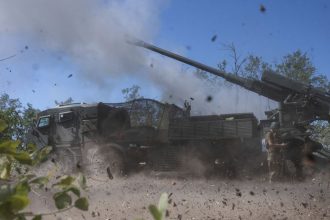 Ruska spolocnost sa triesti volaju po konci vojny