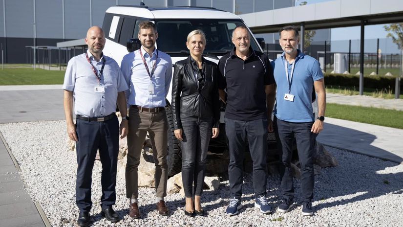 Sakova navstivila nitriansky Jaguar Land Rover hovorili o pomoci automobilke zasiahnutej kyberutokom