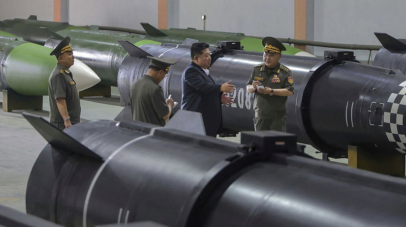 Severna Korea predstavila novu tovaren na rakety