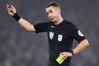 Skandal v Anglicku Byvaly rozhodca natocil nemravne video s dietatom