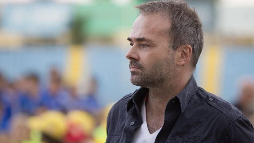 Slovensky klub kupili za korunu Otca mrzelo ze Taliani nedodrzali slovo Navrat Rezesa ku kosickemu futbalu sledoval aj Kozak