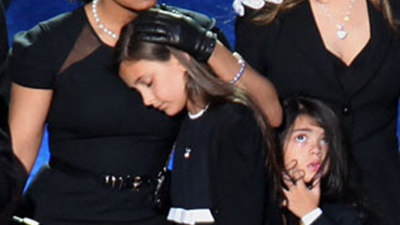 Syn Michaela Jacksona oznamil zasnuby a neznama kraska