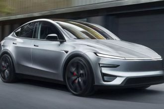 Tesla Y Performance Stovka za 35 sekundy lepsi podvozok