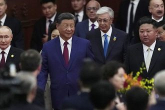 Trump Pozdravujem Siho Kima a Putina