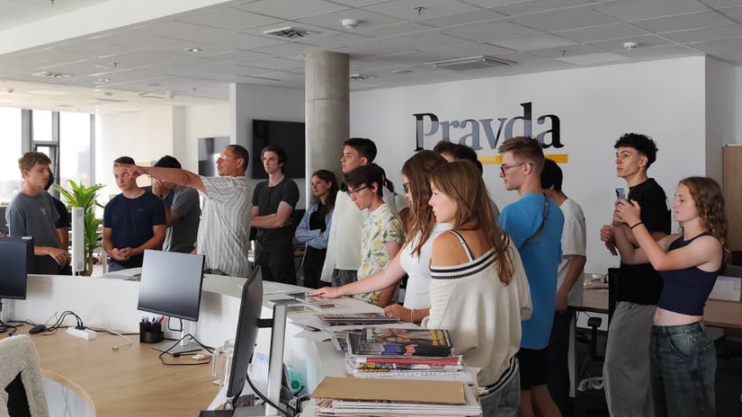 V zakulisi Pravdy ako vznikaju clanky pre Slovakov