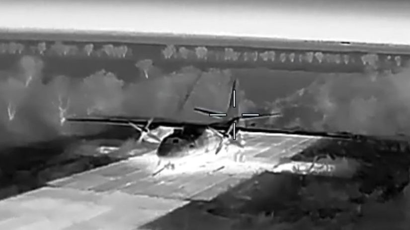 VIDEO Dalsia vzacna korist Lov ukrajinskych Prizrakov pokracuje spopolnili ruske lietadla An 26 aj radary