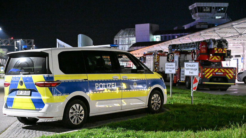 Drony paralyzovali letisko v Mnichove obmedzili tisice cestujucich Belgicko hlasi incident nad vojenskou zakladnou