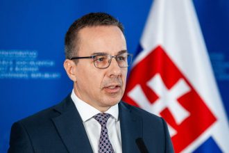 Konci obchodovanie s firmami minister Tomas meni pravidla