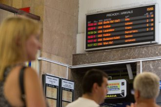 Slovenske zeleznice v krize meskania rychlikov su standardom