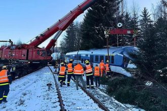 Cesky vlak sa vykolajil v Nemecku skoncil v piesku