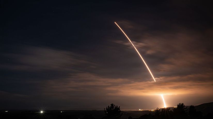 Dom plny dynamitu Co sa stane ak na USA poleti jadrova raketa