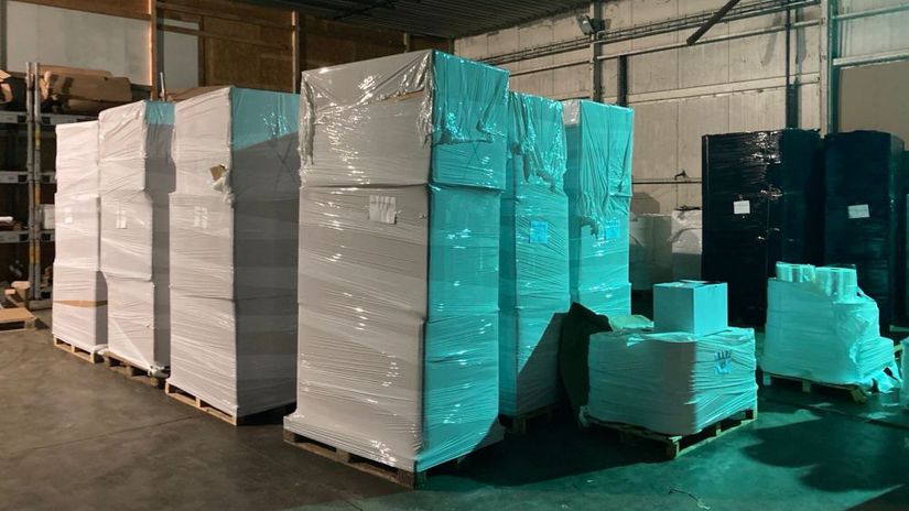 Dve megarazie proti nelegalnym cigaretam odhalili vyrobu