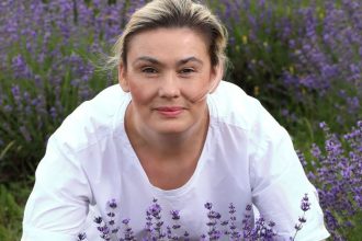 Helena Neumannova Zabudnuta sila tradicnych byliniek a levandule