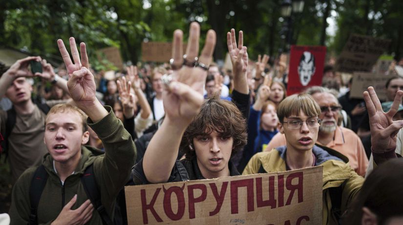 Korupcny skandal v Kyjeve sa rozrasta