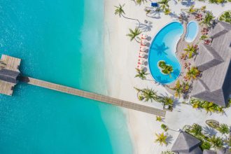 Maldivy dovolenkovy raj s prisnymi pravidlami