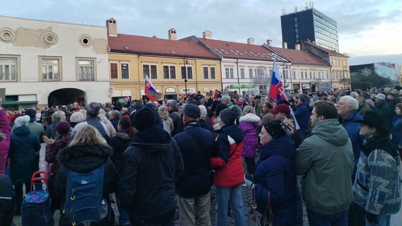Na protest proti progresivizmu prisli stovky ludi do Kosic