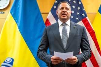 ONLINE Jermak Ukrajina sa nevzda uzemi za mier