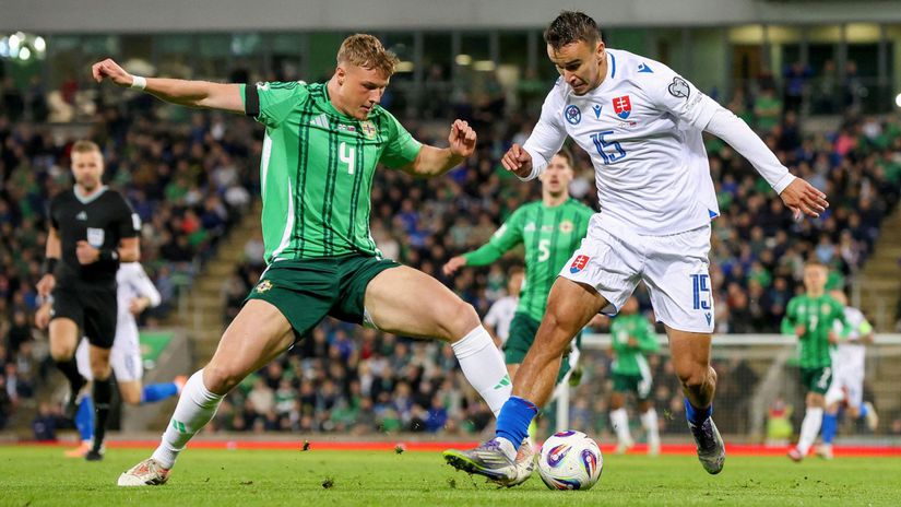 Prehra pred vypredanym Tehelnym polom a vitazstvo na snehu To sme my Slovaci Proti Severnym Irom treba srdce a usilie