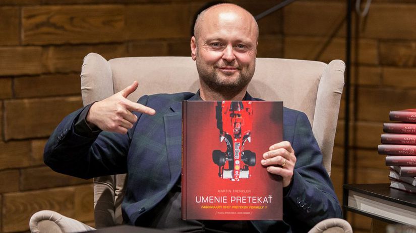Prvy slovensky fotograf Formuly 1 Martin Trenkler vydal knihu Umenie pretekat