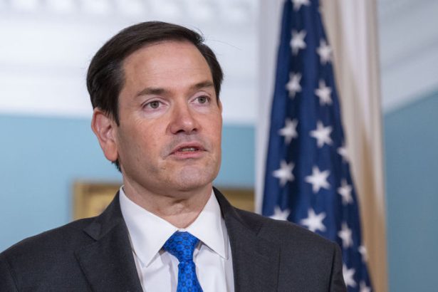 Rubio Madarsko ziskalo rocnu vynimku zo sankcii na rusku ropu a plyn