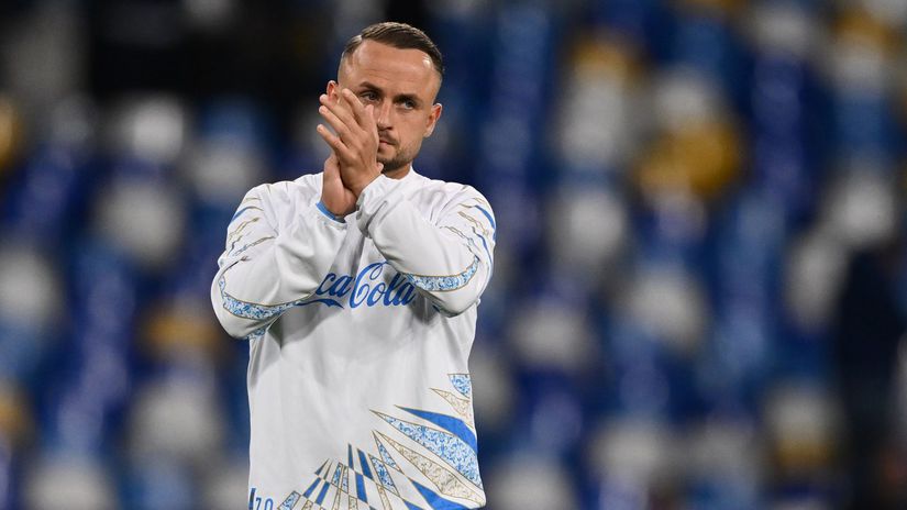 Sance Slovenska na postup stupli Lobotka oznamil dobru spravu