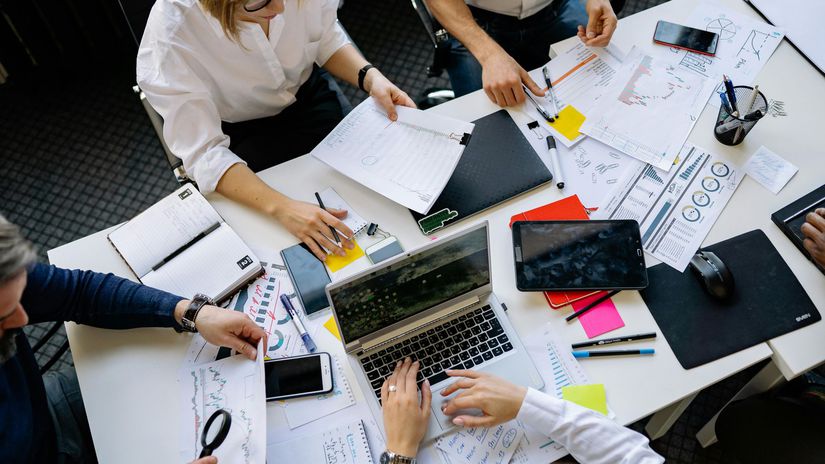 Sen o pasivnom prijme sa rozplynul umela inteligencia ohrozuje kariery mladych