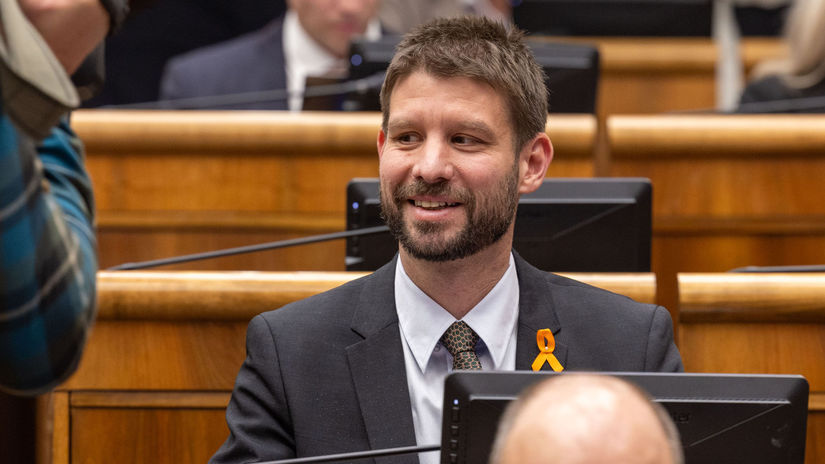 Simecka PS nikdy nenavrhovalo rusit Benesove dekrety Fico klame